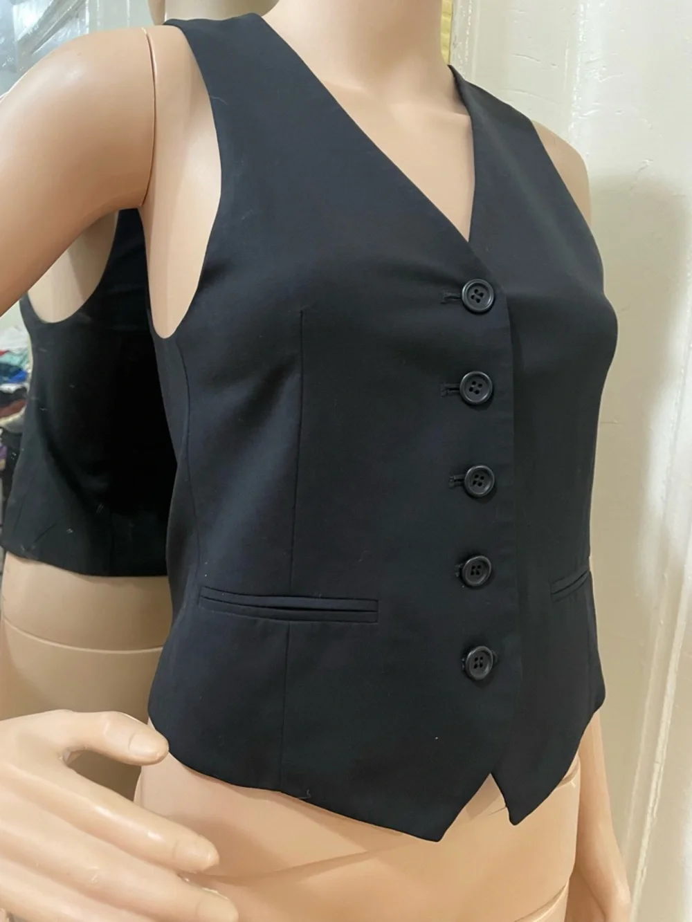 Theory Black Sleeveless Button Vest - Picture 6 of 13